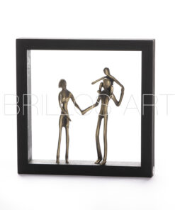 Μπρούτζινη φιγούρα σε ξύλινο πλαίσιο