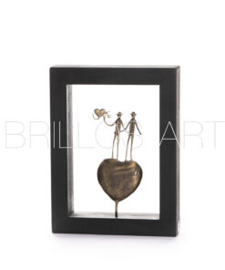 Μπρούτζινη φιγούρα σε ξύλινο πλαίσιο