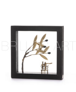 Μπρούτζινη φιγούρα σε ξύλινο πλαίσιο