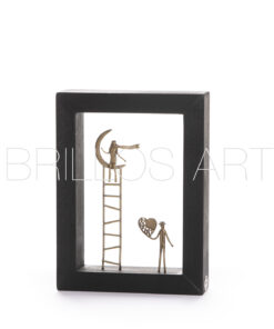 Μπρούτζινη φιγούρα σε ξύλινο πλαίσιο