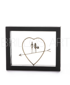 Μπρούτζινη φιγούρα σε ξύλινο πλαίσιο