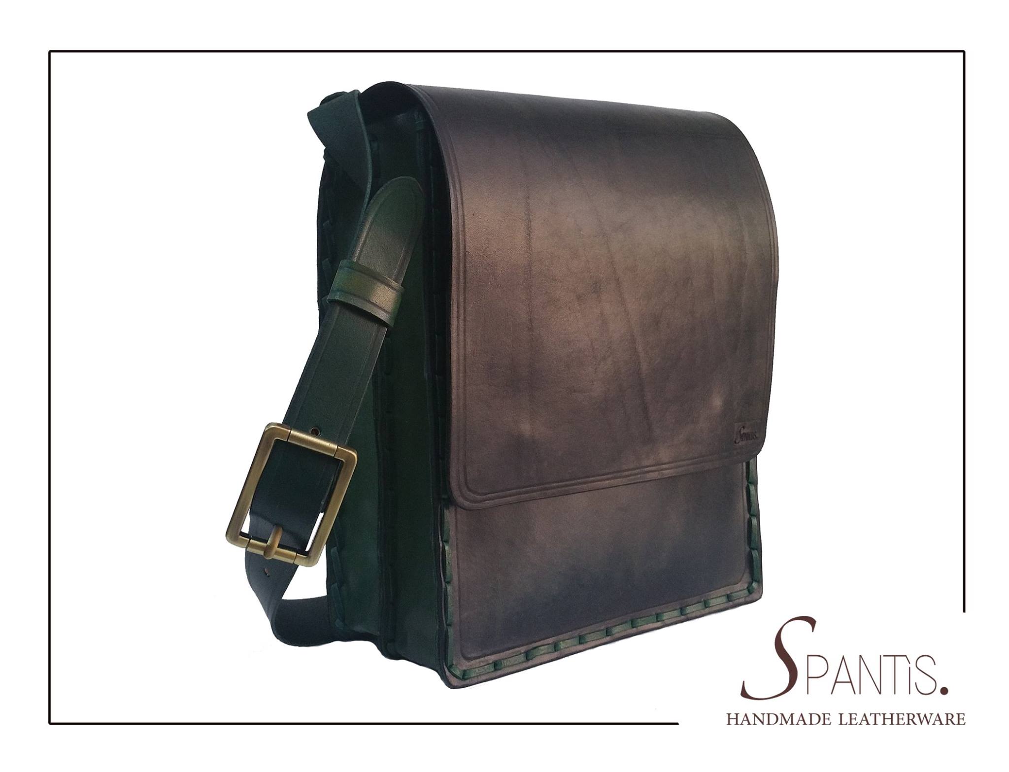 #STELIOS Διαστάσεις 25εκ. x 30εκ. x 11εκ. Τιμή 285€ Διαθέσιμη σε πολλά χρώματα Dimensions 25cm x 30cm x 11cm Price 285€ Available in many colors